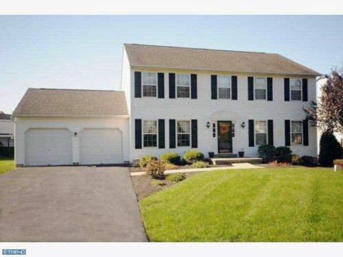 366 BUCKINGHAM CIR, Harleysville, PA 19438