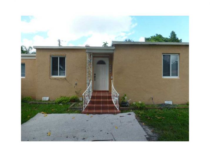 6311 SW 21 ST, Miami, FL 33155