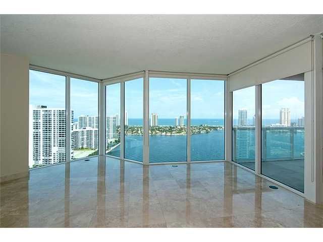 3370 HIDDEN BAY DR # 2908, Miami, FL 33180