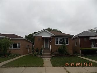 2425 S Keystone Ave, Riverside, IL 60546