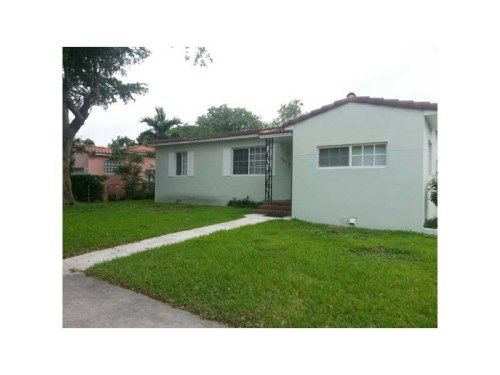 1900 SW 33 AV, Miami, FL 33145