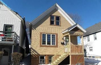 2121 S 15th Place, Milwaukee, WI 53215