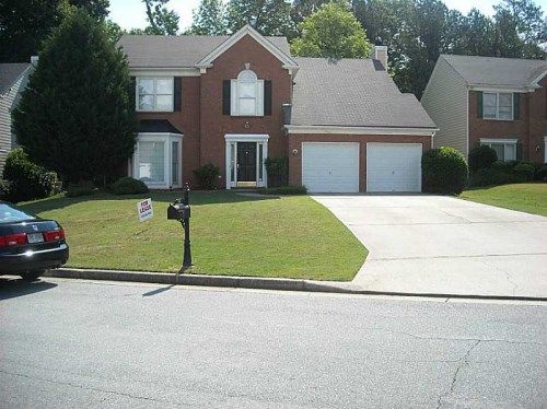 10845 Glenbarr Drive, Duluth, GA 30097