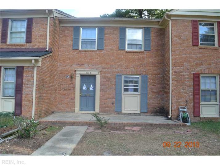 416 Hustings Ln E, Newport News, VA 23608