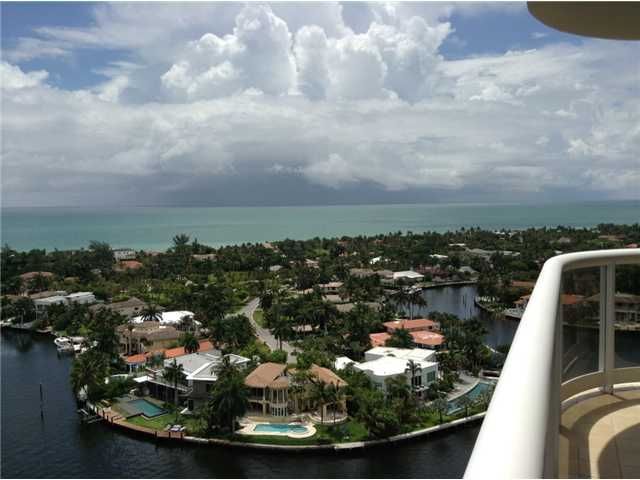 20191 E COUNTRY CLUB DR # 1906, Miami, FL 33180