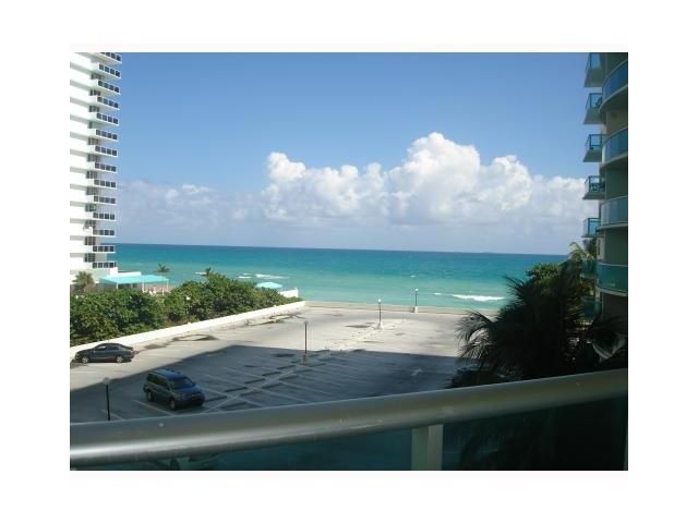 3801 OCEAN DR # 4Z, Hollywood, FL 33019