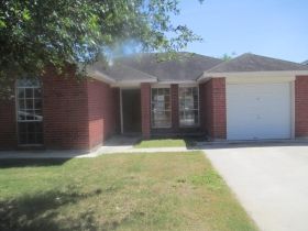 2209 Yellowfin Ave, Pharr, TX 78577