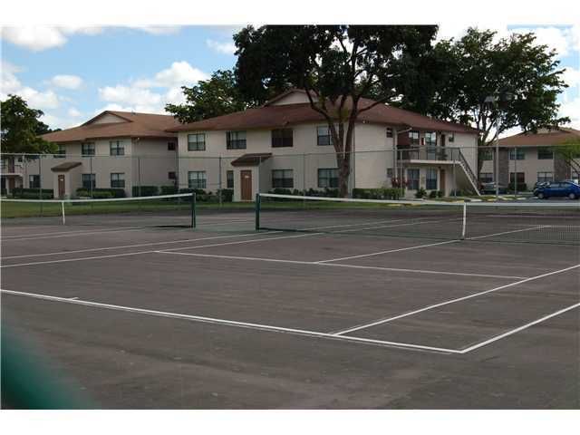 10054 WINDING LAKE RD # 203, Fort Lauderdale, FL 33351