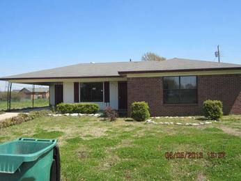 514 Kennedy St, Belzoni, MS 39038