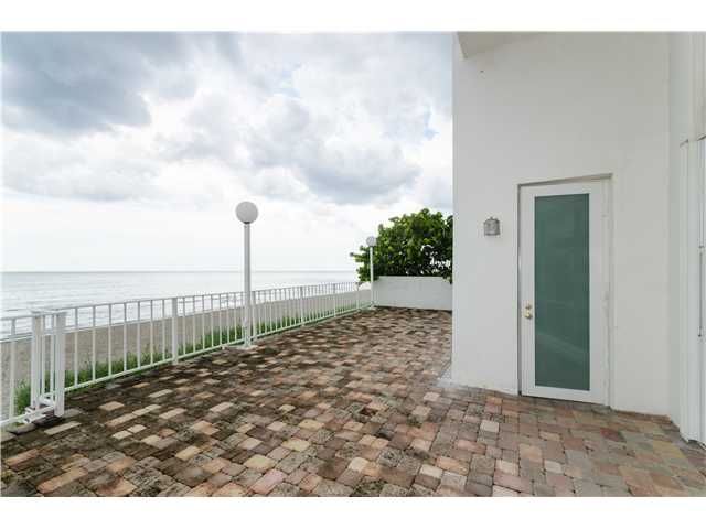 2751 S OCEAN DR # S-204, Hollywood, FL 33019