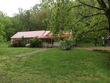 410 Dry Weakley Rd, Ethridge, TN 38456