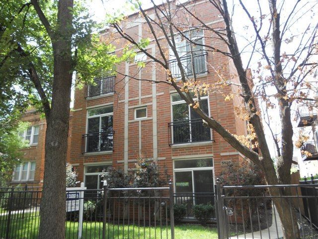 5529 W Higgins Ave Apt 101, Chicago, IL 60630