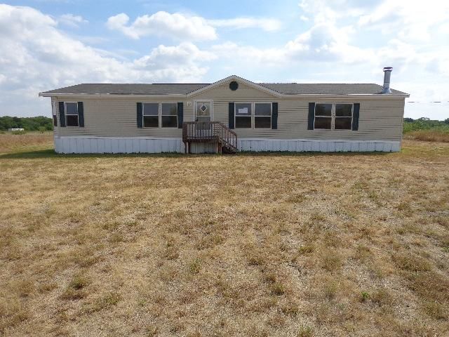 1909 Hcr 3322 Loop, Hubbard, TX 76648