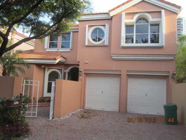 3690 NE 207 TE, Miami, FL 33180