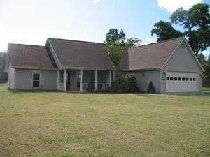 340 Redbud Rd, Gassville, AR 72635