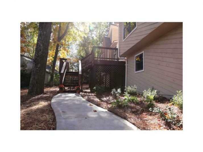 2859 Forest Wood Drive Ne, Marietta, GA 30066