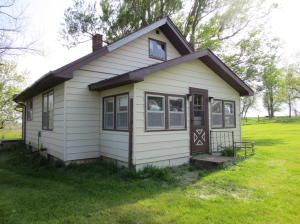 2296 255th St, Exira, IA 50076