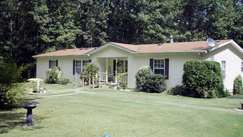 218 Bowater Rd., Deer Lodge, TN 37726