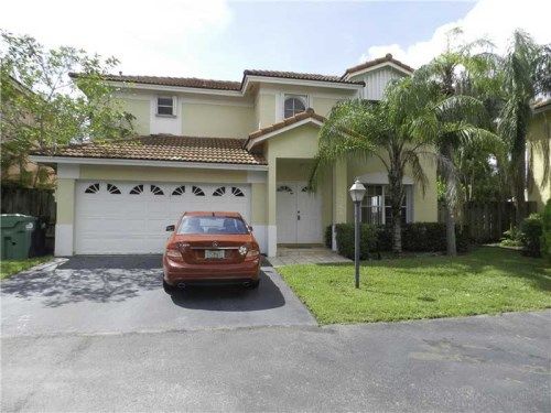 5764 NW 99 CT, Miami, FL 33178