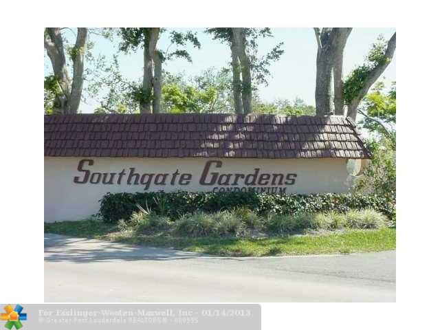 7420 NW 85TH CT # 201, Fort Lauderdale, FL 33321