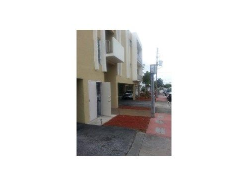 8966 COLLINS AV # 102, Miami Beach, FL 33154