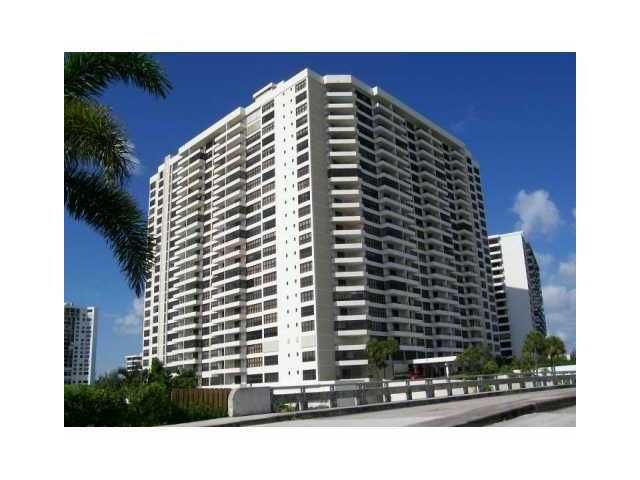 600 THREE ISLANDS BL # 1709, Hallandale, FL 33009