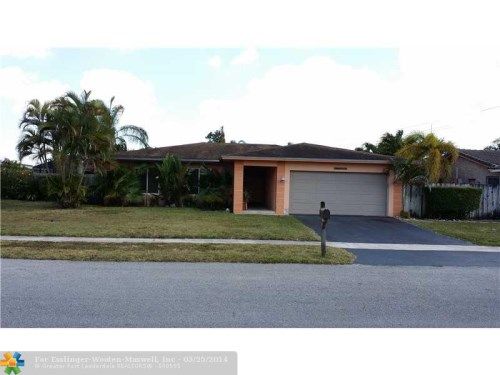 8202 NW 73RD TER, Fort Lauderdale, FL 33321