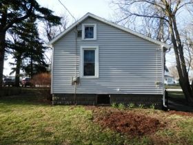 113 Main St, Emington, IL 60934