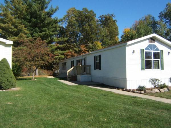 435 Elm, Oakland, MI 48363