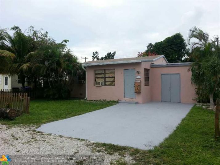 2126 ARTHUR ST, Hollywood, FL 33020