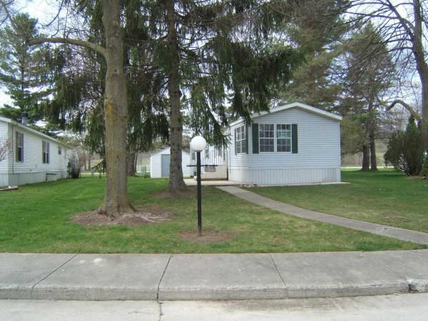 94 Lyndon, Oakland, MI 48363