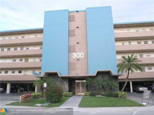 300 NE 14th Ave # 307, Hallandale, FL 33009