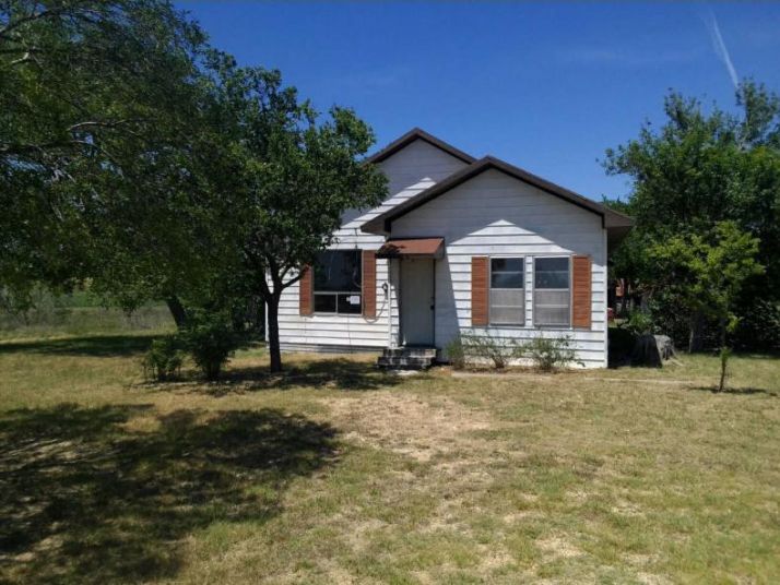 551 County Road 357, Granger, TX 76530