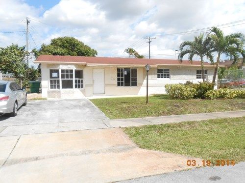 3761 NW 4th Pl, Fort Lauderdale, FL 33311