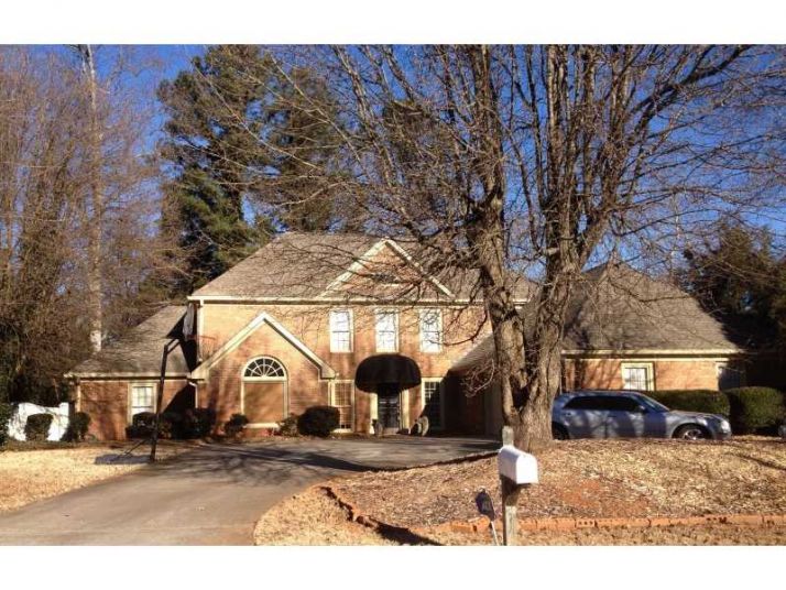 917 Forest Pond Drive, Marietta, GA 30068