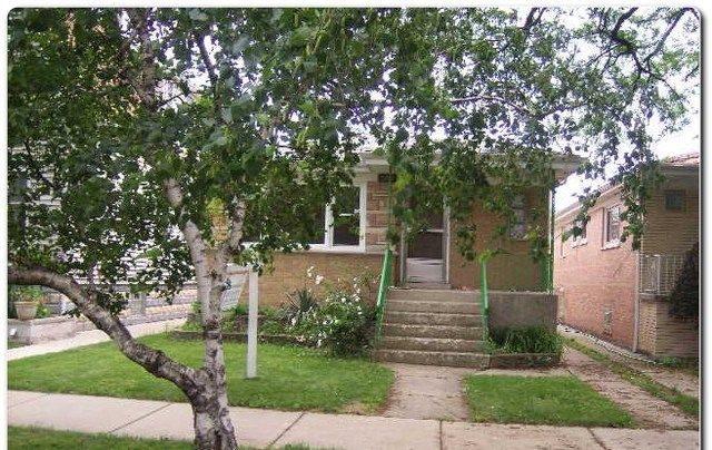 5251 N Mobile Ave, Chicago, IL 60630