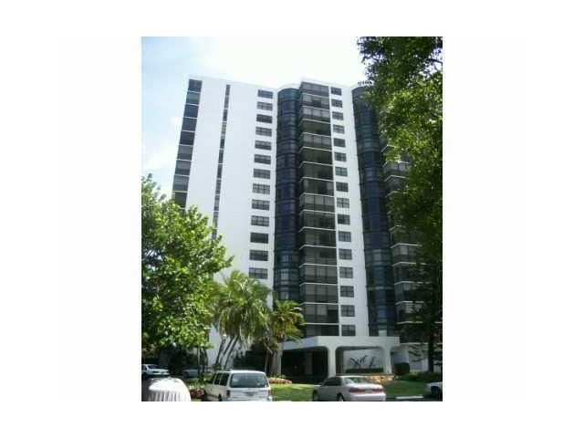 20100 W COUNTRY CLUB DR # 1704, Miami, FL 33180