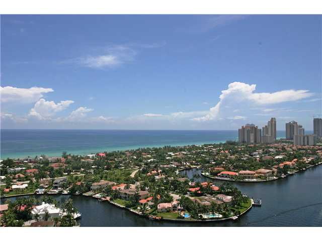 20201 E COUNTRY CLUB DR # PH2604, Miami, FL 33180