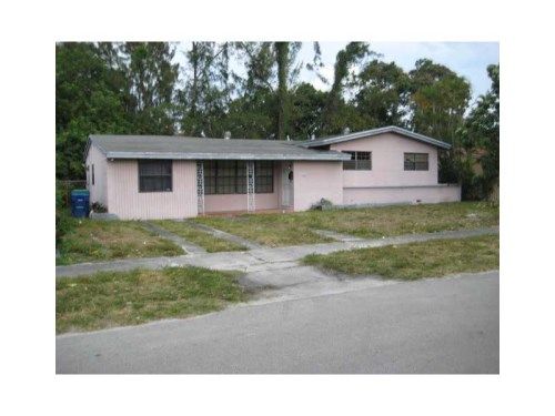 14801 NE 8 CT, Miami, FL 33161