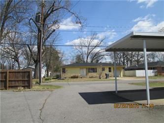 1204 N  2nd St, Dardanelle, AR 72834