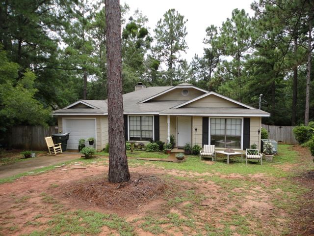 106 Fairmont Ave., Daphne, AL 36526