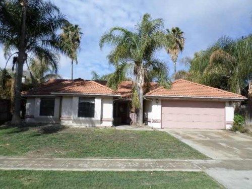 1033 N Palm Street, Visalia, CA 93292