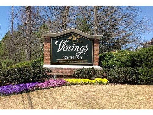 312 Vinings Forest Circle Se, Smyrna, GA 30080