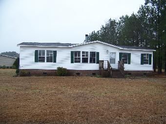 101 Mama Bear Rd, Vanceboro, NC 28586