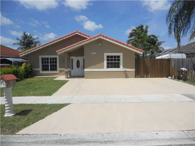 18302 SW 136 CT, Miami, FL 33177