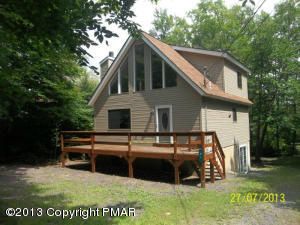 91 Fern Ln, Gouldsboro, PA 18424