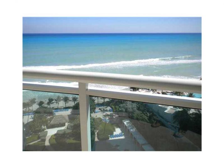 3001 OCEAN DR # 1623, Hollywood, FL 33019