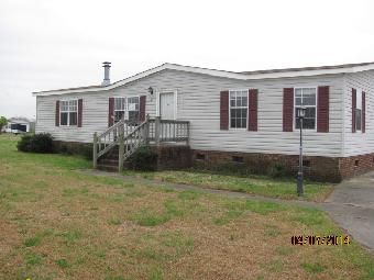 213 Benson Rd, Ayden, NC 28513