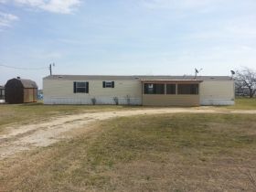 6006 Cr 912, Godley, TX 76044