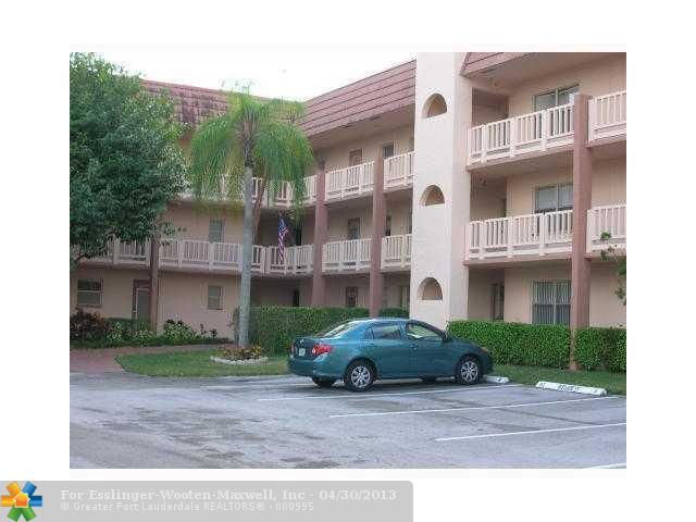 9261 SUNRISE LAKES BL # 107, Fort Lauderdale, FL 33322